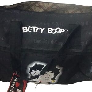 NWT Betty boop duffle bag / weekender travel bag black and white